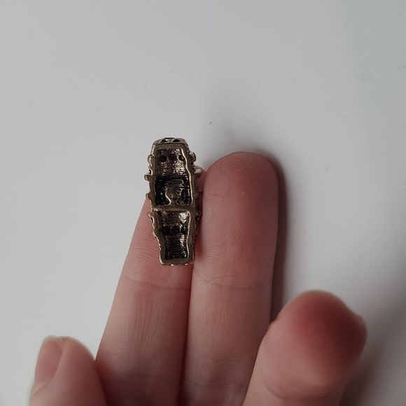 Victorian temptress amythest purple crystal‎ charm pendant - Picture 2 of 3